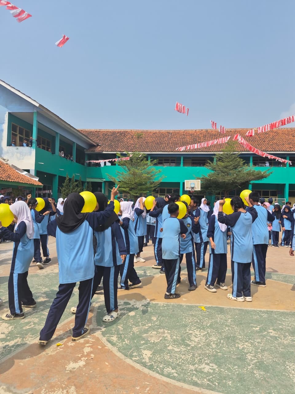 Gambar dari konten